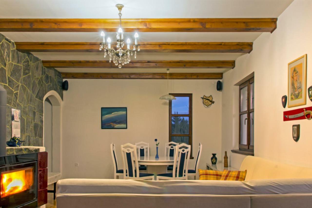 Vila Snjeguljica Goraci Dış mekan fotoğraf