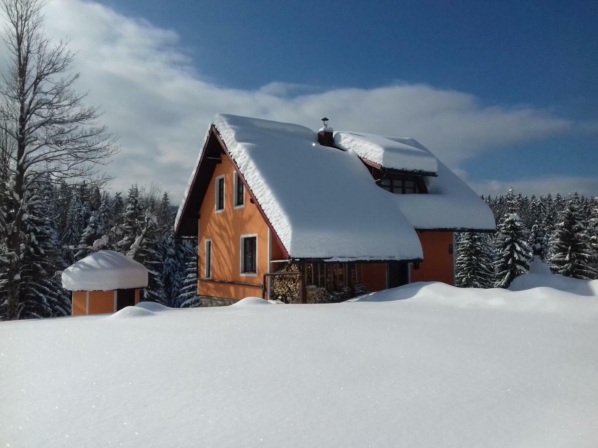 Vila Snjeguljica Goraci Dış mekan fotoğraf